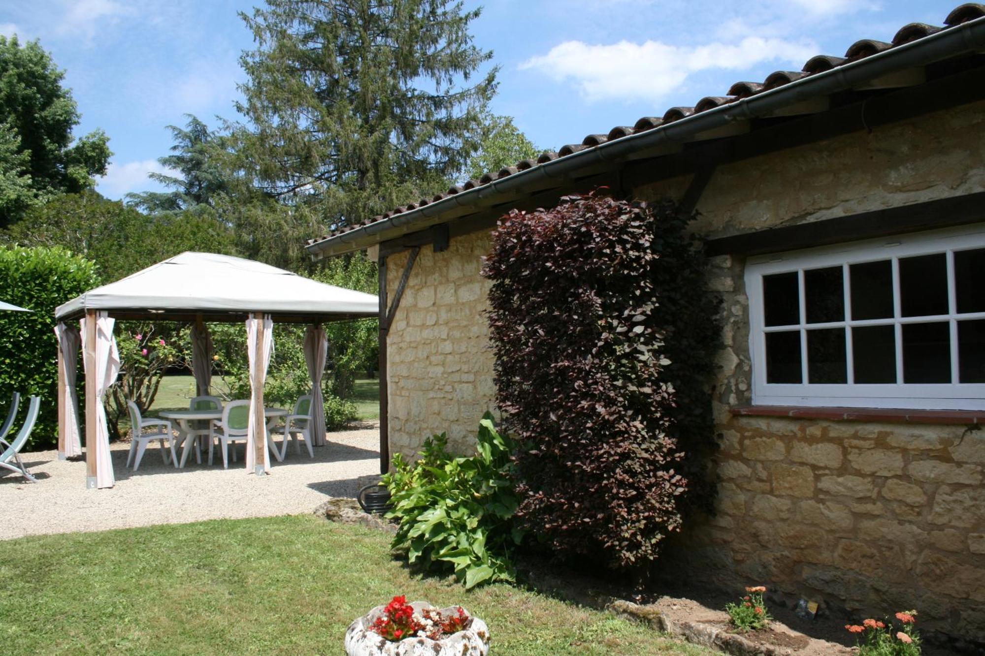 فيلا Domaine Des Hirondelles Saint-Vincent-de-Cosse المظهر الخارجي الصورة
