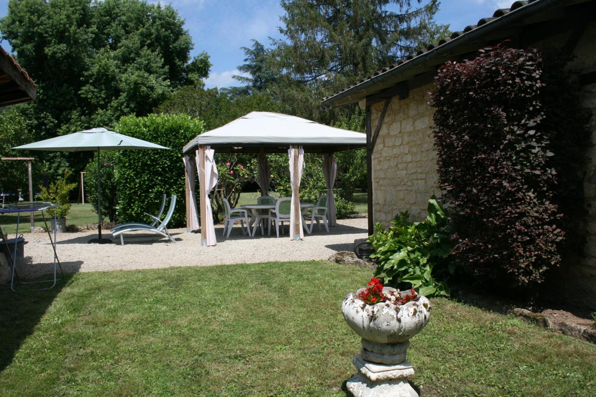 فيلا Domaine Des Hirondelles Saint-Vincent-de-Cosse المظهر الخارجي الصورة